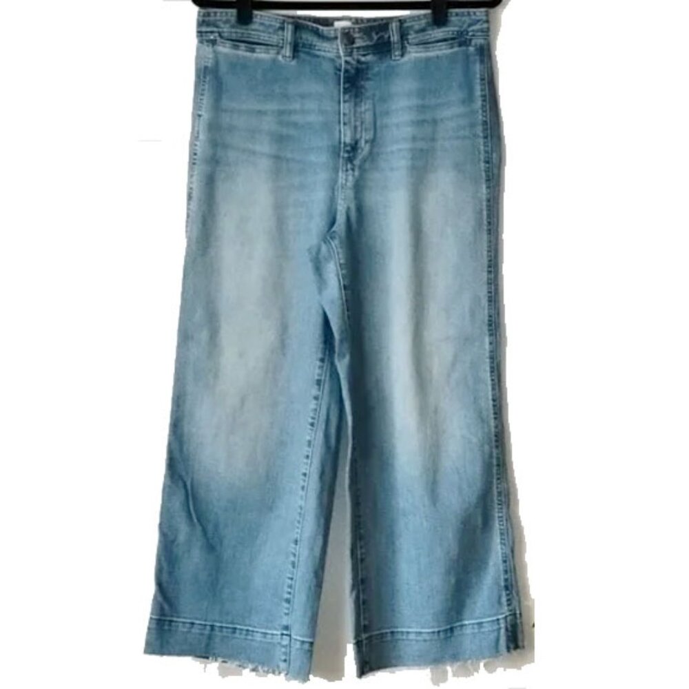 Gap High Rise Wide Leg Crop Jeans 10 Raw Hem Light Wash